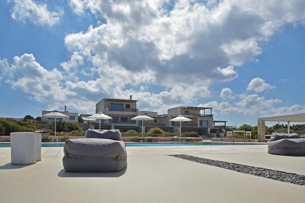 פארוס Ambassador Luxury Villas מראה חיצוני תמונה