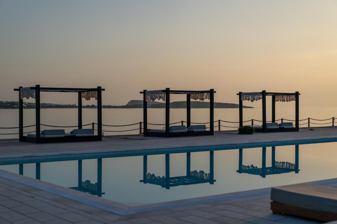 פארוס Ambassador Luxury Villas מראה חיצוני תמונה