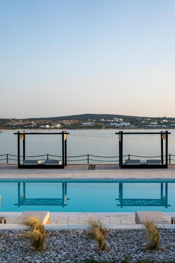 פארוס Ambassador Luxury Villas מראה חיצוני תמונה