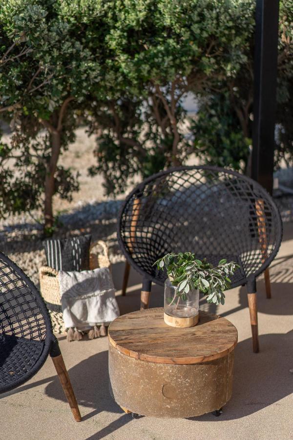 פארוס Ambassador Luxury Villas מראה חיצוני תמונה