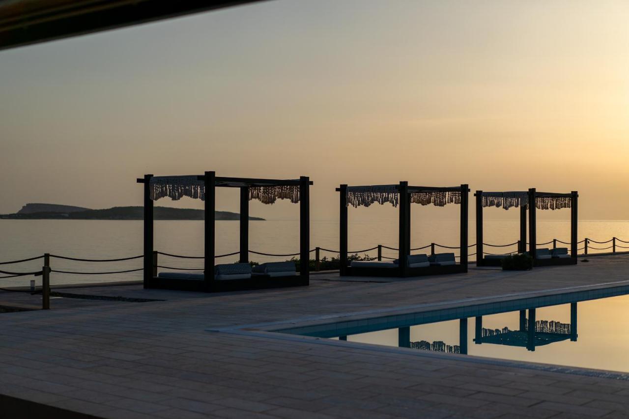 פארוס Ambassador Luxury Villas מראה חיצוני תמונה